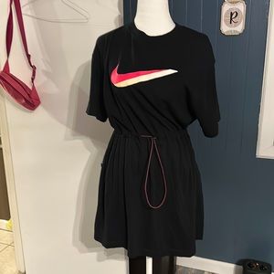 Nike size Medium Move to zero adjustable waist dress.